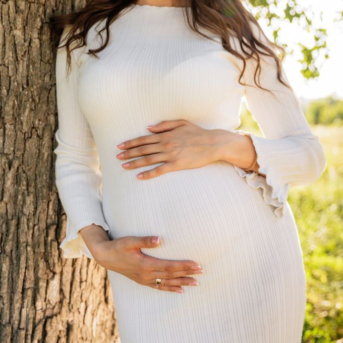 Comment choisir une robe de ceremonie quand on est enceinte